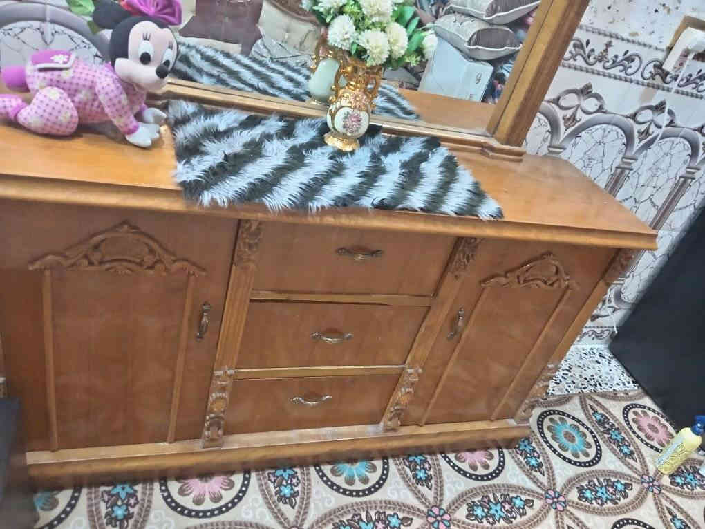 السلام عليكم غرفه خشب عراقي زان جاوه للبيع مليون وبيه مجال مكاني بيع مستعجل مكاني كربلاء بل حر ***********
