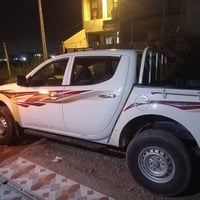 موديل ٢٠١٥ • محرك بنزين • رقم ديالى