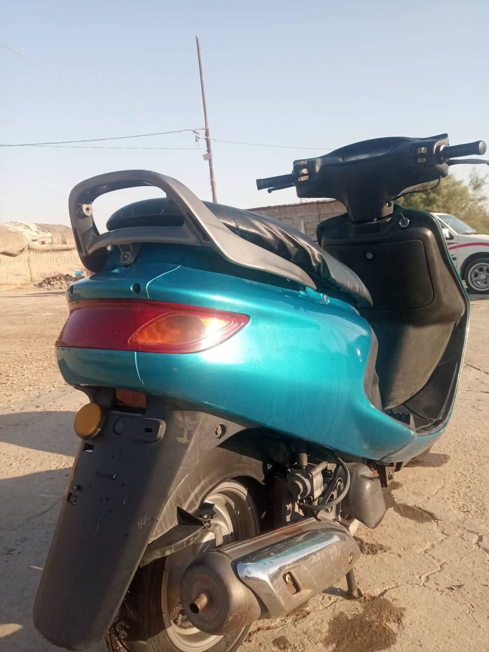 السلام عليكم دراجه فراشه رمبه ما مفتوحه نضيفه  للبيع  السعر 400 الاتصال على رقم ***********
