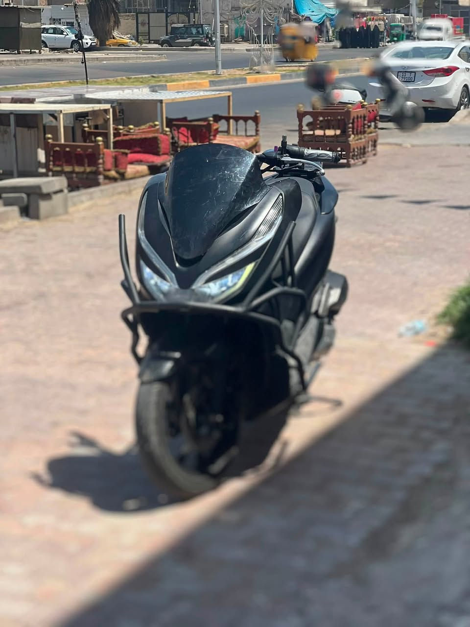 سلام عليكم
شباب pcx جيل ثالث

دراجة مكفولة كفالة عامه وبعد احلى من الصور 

دراجة خير من الله ب 1850 وبيها مجال

مكانها مدينة الصدر ق77

ملاحضة الدراجة ما مغسولة فه بيها تراب
*********** للتواصل
