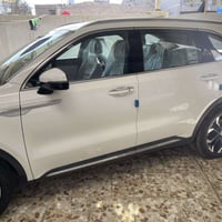 سورينتو ٢٠٢٥ • ماشي ١٥٠٠٠ • جلد ٧ راكب