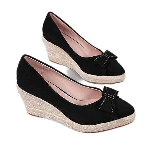 تخفيضات الموسم 
اي قطعة حذاء او شحاطة ب 5 الف فقط
 القياسات (٤٠/٤١/٤٢/٤٣/٤٤) 
اي قطعة حقيبة او جزدان سعر القطعة 5 الف
توصيل كل محافظات العراق 5 الف 
الحجز خاص او واتساب ***********
