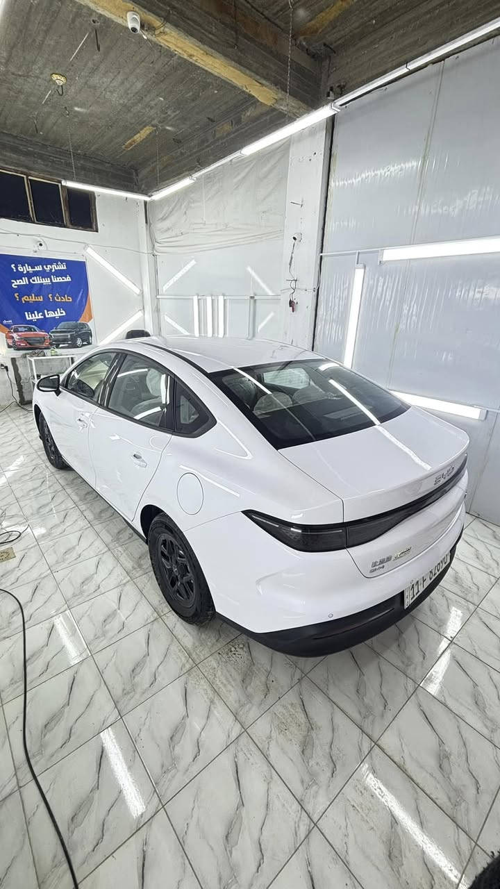 السلام عليكم BYD Seal 5 2025 رقم بغداد ملاحظة السياره كفالة عامه عده الموضح بالصوره بارد على كد اصبعين ماشية 9 الف السياره شركة بعدها للاستفسار *********** متواجد واتساب خاص مقفل بيع و مراوس بديستروير اذا اكو مكاني بابل مركز الحلة
