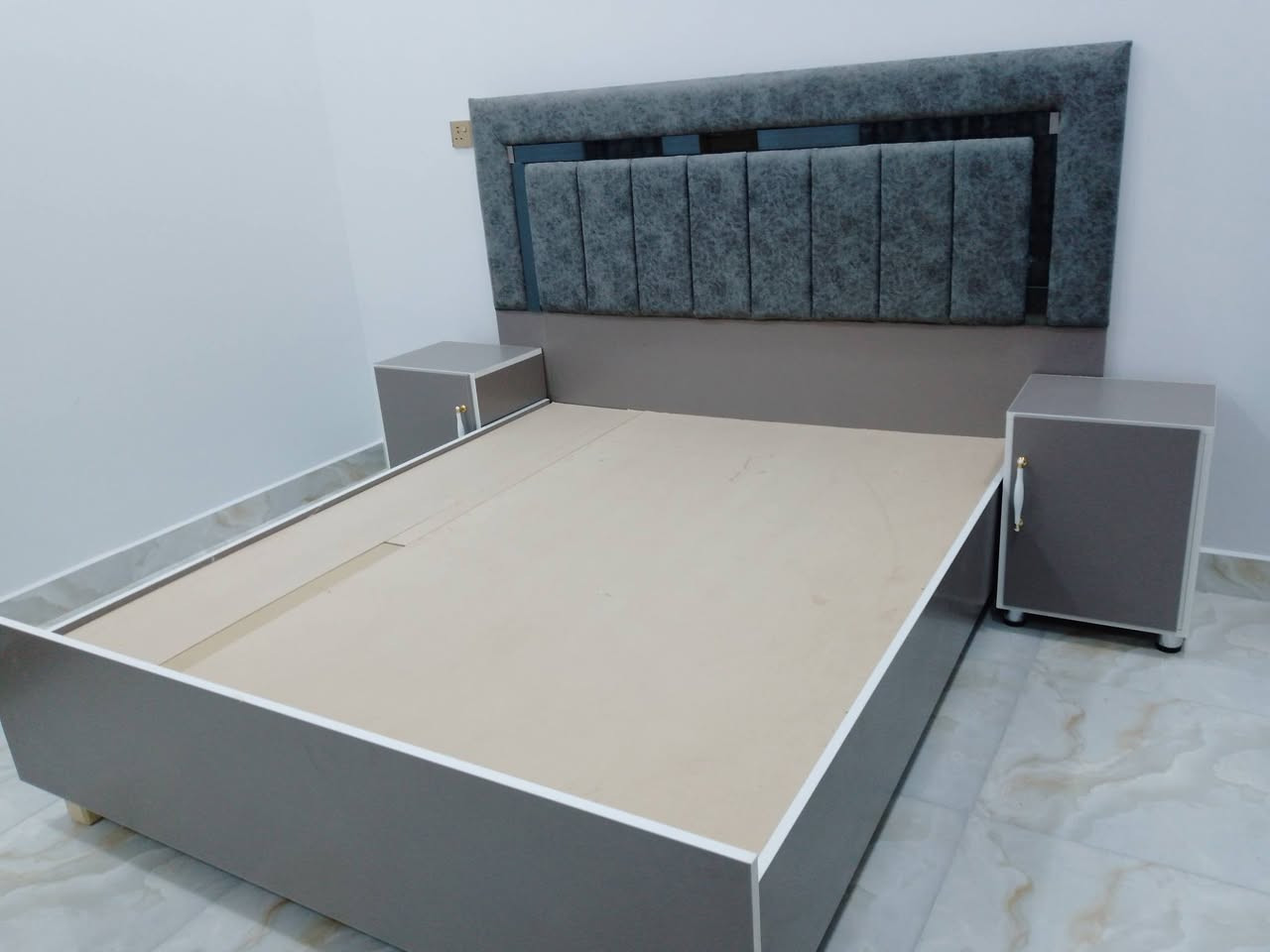 غرفة نوم تسكام تركي التميز عنواننا للاستفسار مراسله البيج او الواتساب او لاتصال ع الرقم ***********
