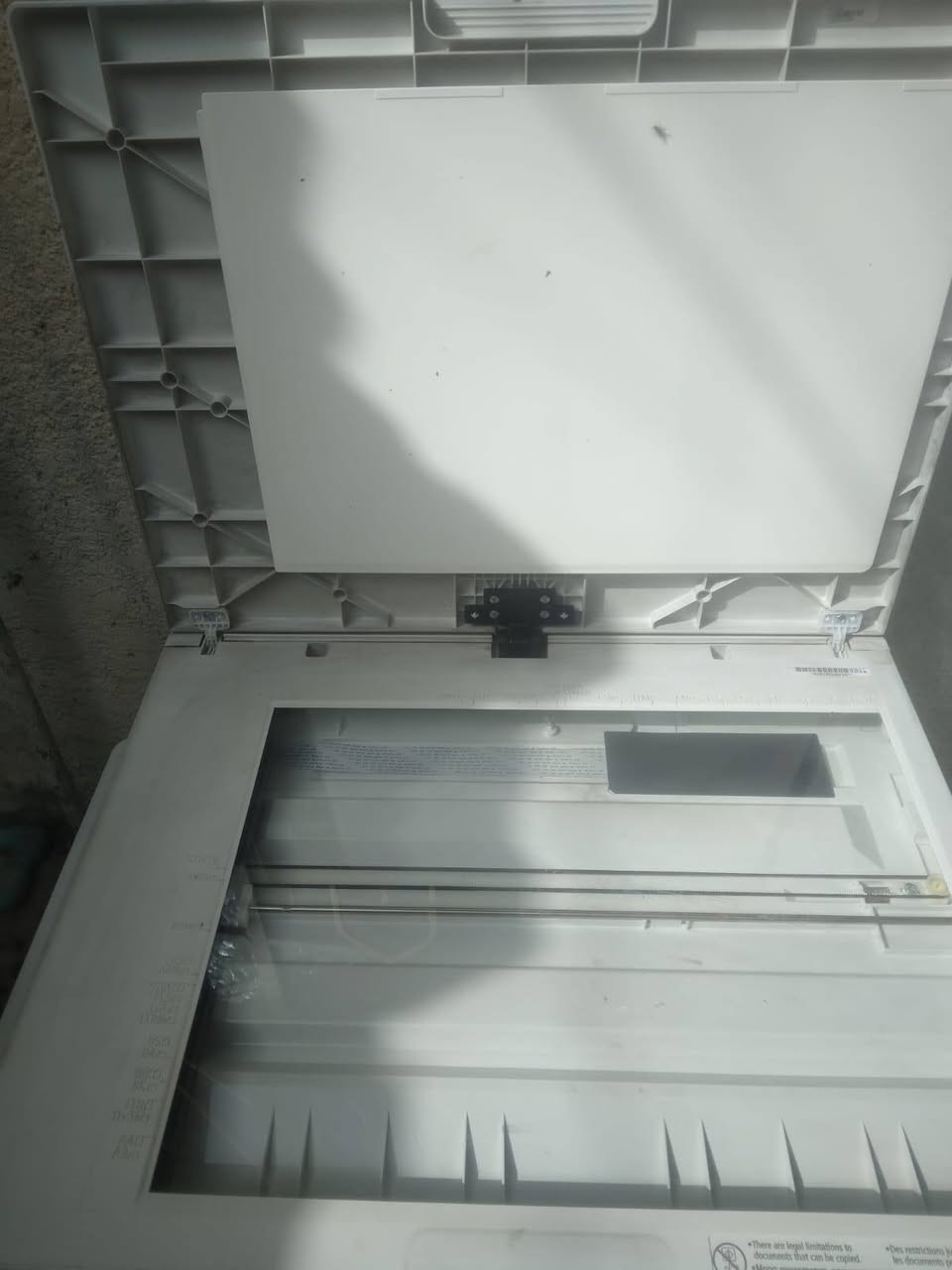 جهازين استنساخ الزغير نوعيته hb نقصه بس حبر شغال
ثاني نوعيته كانون شغال نقصه حبر أو ورقه حاشره بي فقط
غير متواجد ع الفيس للتواصل *********** واتساب إتصال
