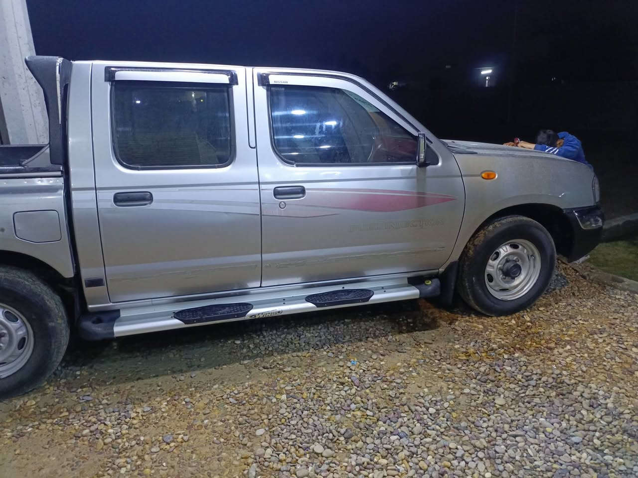 نيسان 2008 بلاديه فول
دبل رون شاشه 

دبل جكمجه 

داخل احمر محسن 

جام اوتو ماتيك

كير عادي 
تدفئه تبريد

مكان فلوجه كرمه 

***********
