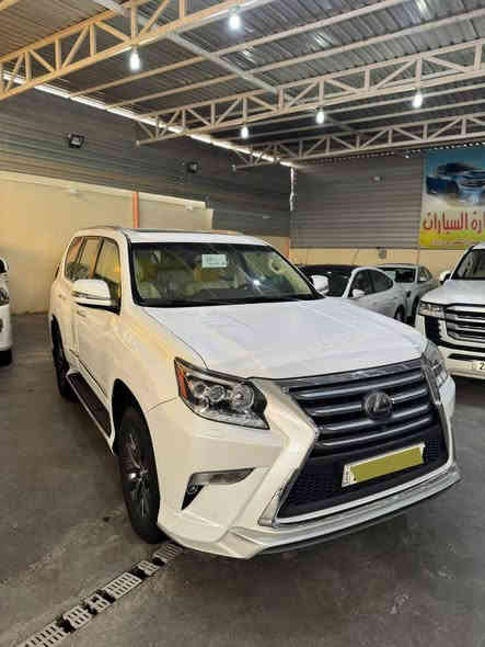 سلام عليكم
لكزز GX460 
موديل 2018 بريم بريم اصل باب اول 
 سيارة داخل ابيض اوف وايت
رقم سليمانية بسمي هزة فحص جديد 
مواصفات 
جكات 
شاشات 3 بلاديات
رادار امامي + جانبي
كشنات حار + بارد + ثنين كراسي كهرباء
كشن سايق خزن مموري
اربع كامرات 360 
ستيرن كهرباء خزن + ستيرن تدفىء
اتو بارك تصفط وحدهي
13 سماعة + دمام 
كشنات خلفية كهرباء 
تشغيل عن بعد 
فتحة بل سقف
ريموند شاشات 
بصمات اثنين مع كودات 
اعلى مواصفات بل لكزز فول للاخير 1/1
رقم الهاتف ***********بي واتساب
