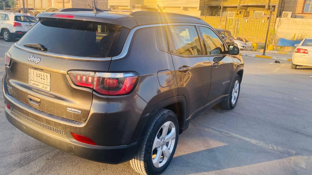 السلام عليكم
كومباس 2019
رصاصي كحلي
شاشه كبيره
كشن جلد
3 بصمات
قطعتين تبريد
مانع انزلاق
هاند بريك دكمه
4 وضعيات قياده
اوتو ستوب
تحكم ستيرن
محرك 2400
كامره دواره
لايت زنون
دفع رباعي
مواصفات لاتتيود
تبديل بنيد و جاملغ مرجع بارد السعر 145وبيها مجال 
مع منظومه غاز بيها ضمان صيانه سنه مجانيه
الناصريه المركز ***********
