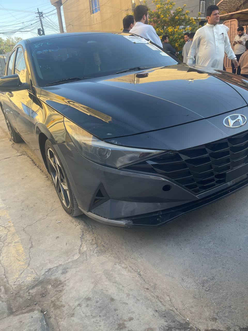 النتره 23 نص فول .
شاشه متصله  
اوتو هولد  هندبريك دكمه 
ماشيه ٦٦ الف 
العنوان بغداد العبيدي 
السعر ١٤٦ وبيه مجال حك الجيه 
***********
