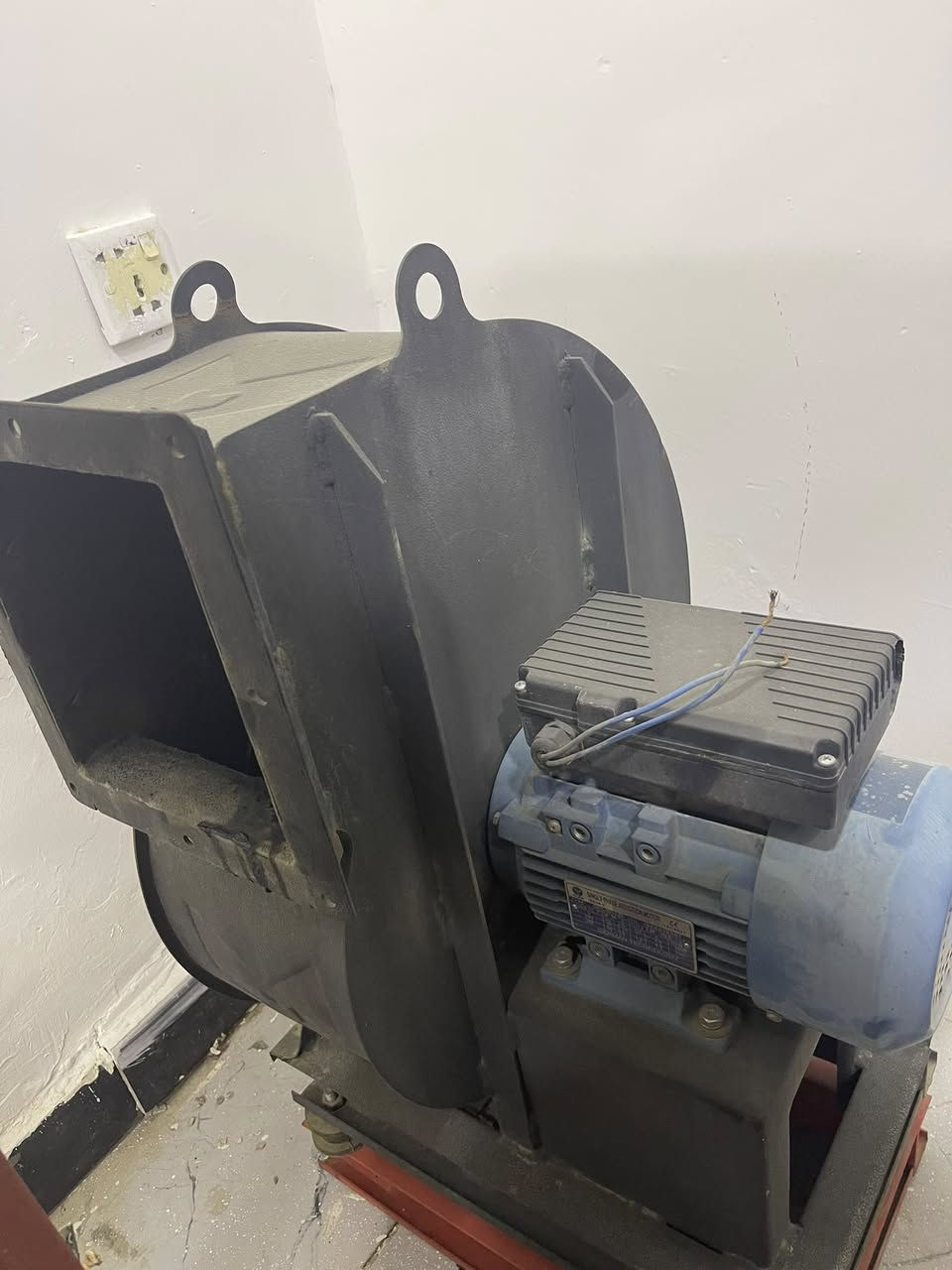 بلور للبيع واحد حصان كلش قوي  سعرة250 الف


**إذا كنت صاحب هذا الإعلان وتريد حذفه لأي سبب، رجاءا أرسل رسالة إلى الدعم الفني**