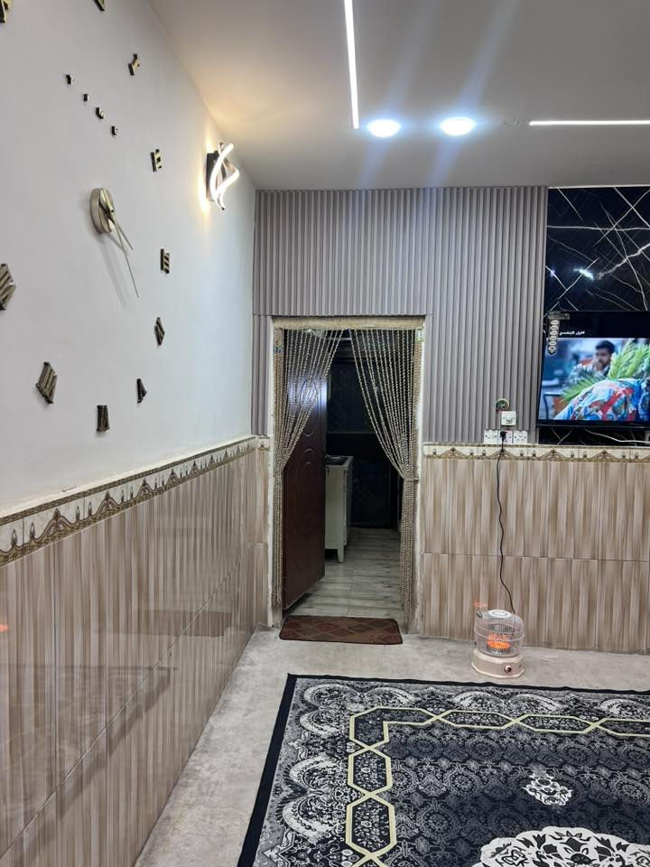 السلام عليكم
بيت زراعي50متر طابق ونص للبيع العنوان ابو دشير شارع السنافر قرب اسواق السيد للأستفسار ***********/***********
