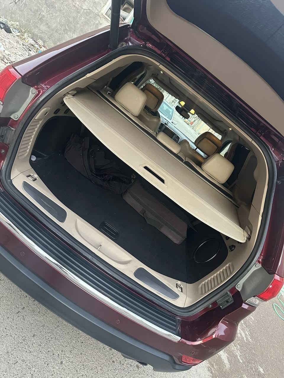 السلام عليكم

جيب وكالت هارلم ٢٠١٨

السياره فلول موصفات 

كشنات تدفه تبريد 

رادارات أمام خلفي 

رادارات جوانب 

شاشه كبيره 

السياره احله من الصور بهواي 

او بعد بيهه هوه موصفات 

السياره بيه صبغ باب سكن السايق شبير او الخلفيه شبير او صوره السونر منزلهه بل منشور 

السياره رقم اربيل بسمي هزه جديده او تحويل ثاني يوم 

عنوان السياره لاعضميه راغبه خاتون ***********

٢٥٥$
