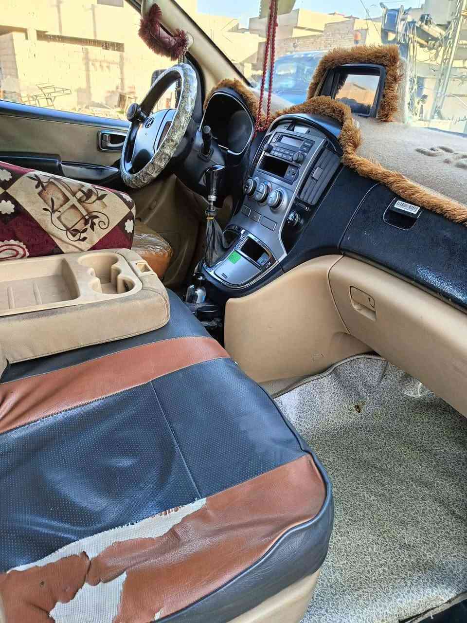 سلام عليكم للبيع ستاركس موديل 2009 رقم بغداد مكفوله محرك وكير وتبريد خير من الله  العنوان بغداد طارميه رقم الهاتف ***********
