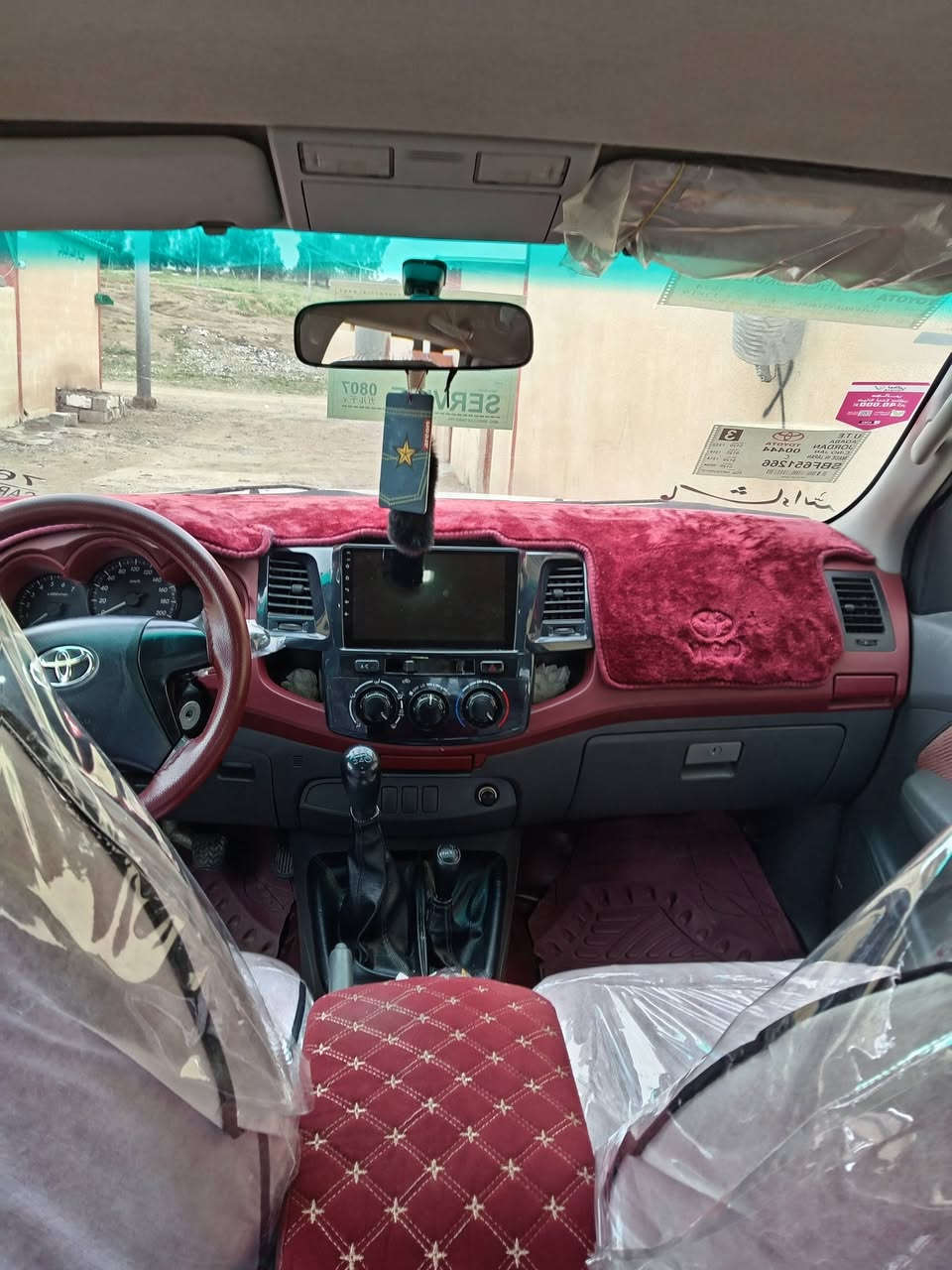 السلام عليكم
يوجد تيوتا هايلوكس موديل 2014 فورويل للبيع مكفوله كفاله عامه رقم اربيل دولي سنويه وهزه جديد شرط تحويل السعر والاستفسار الاتصال ***********
