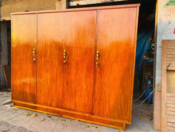 قنصور اربع ابواب نظيف السعر ١٣٠ للاستفسار *********** موصل
