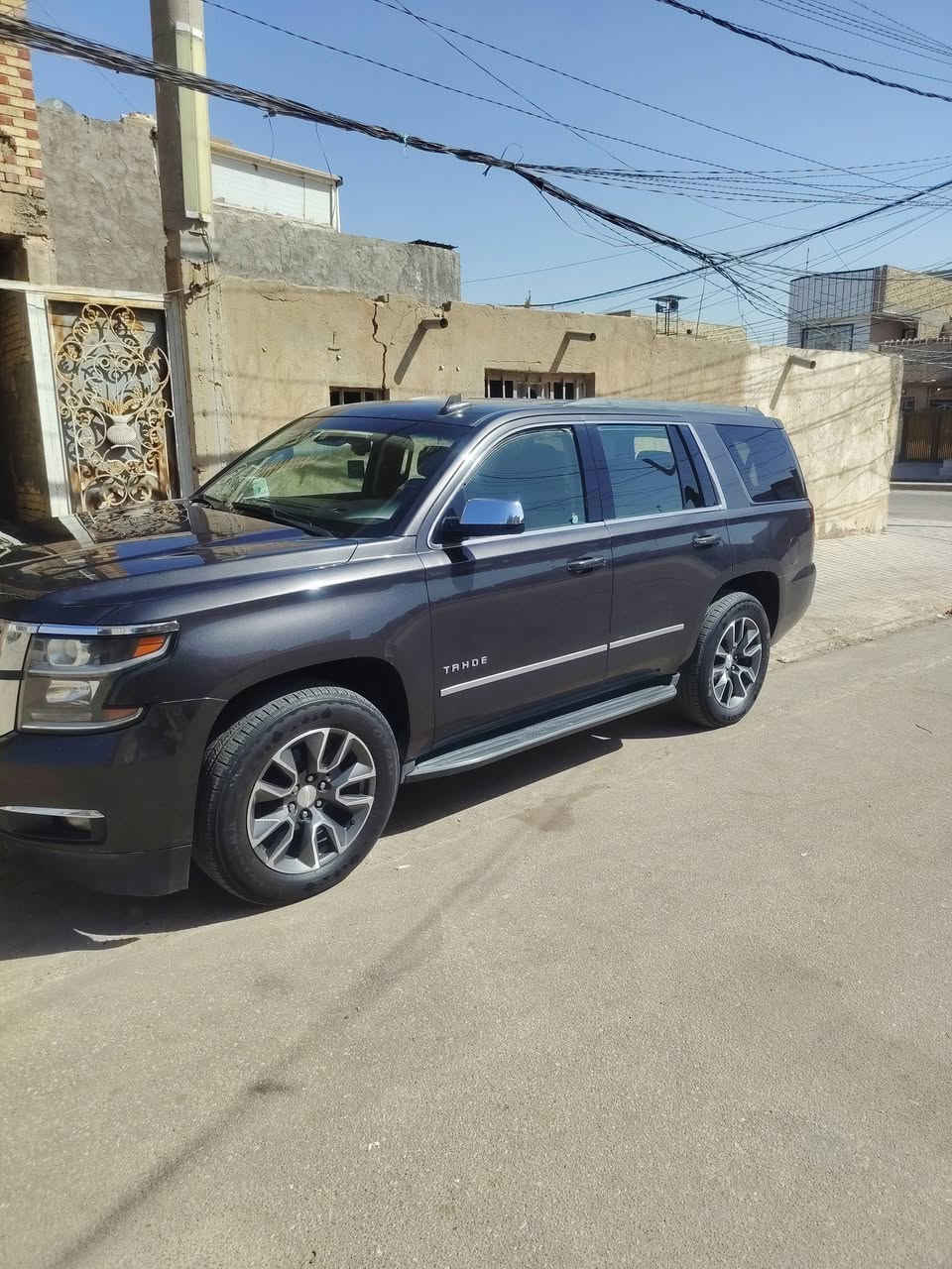 تاهو مديل ٢٠١٦ ماشيه ١٤٠ ايرباك سليم بيه قطعتين تبديل جاملغ وباب رقم بغداد السعر ٢٦٥ وبيه مجال العنوان النجف الاشرف هاتف ***********
