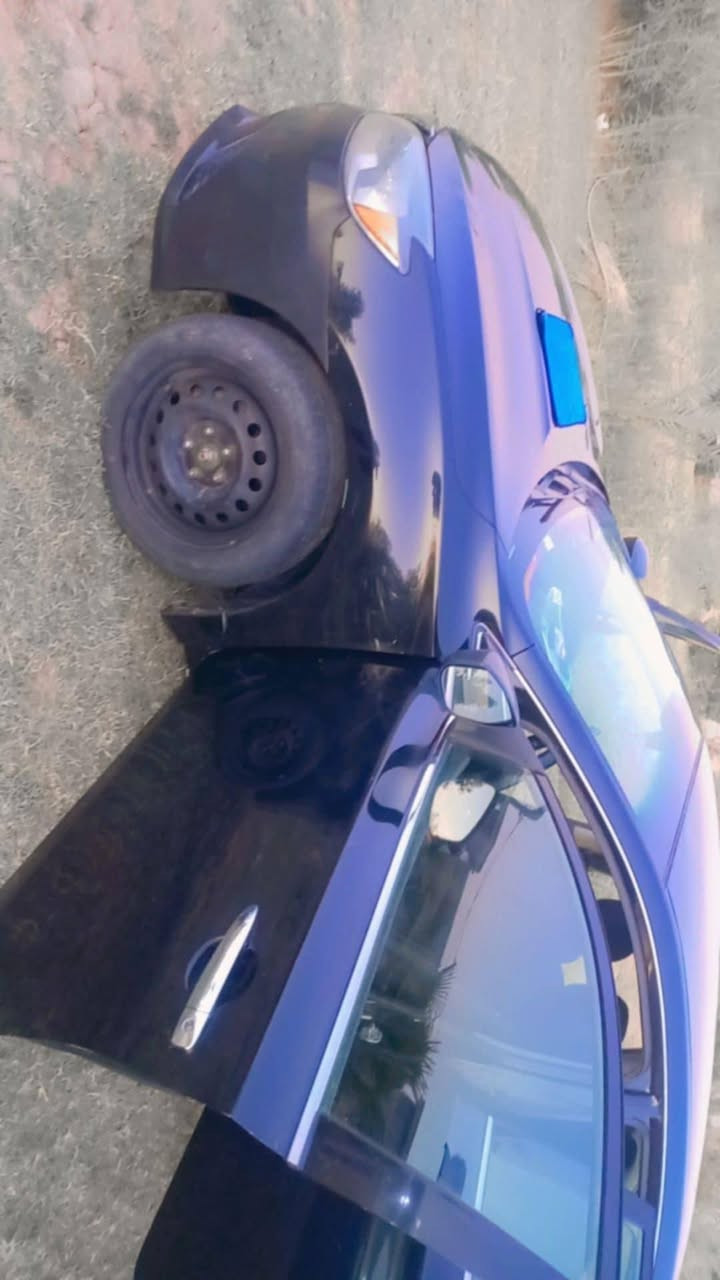 نيسان سنترا مديل 2017 وأرد أمريكي ضرر خفيف
سنويه جديده إلى غايه2031
سنويه بسمي 
تدفئه +تبريد 
حداديه:70%
دواخل نضافه 100%
نظام: مانع انزلاق
نظام:سبورت 
نظام :اقتصاد بالزين
نوع المكينه :CC1800
نوع الكير: سفتي: ٦ نمر 
الون: أسود 
العنوان: واسط .كوت .قرب كليه جامعه الكوت الأهلية 
رقم الهاتف: ***********
السعر ::::90 $$$$$$$
