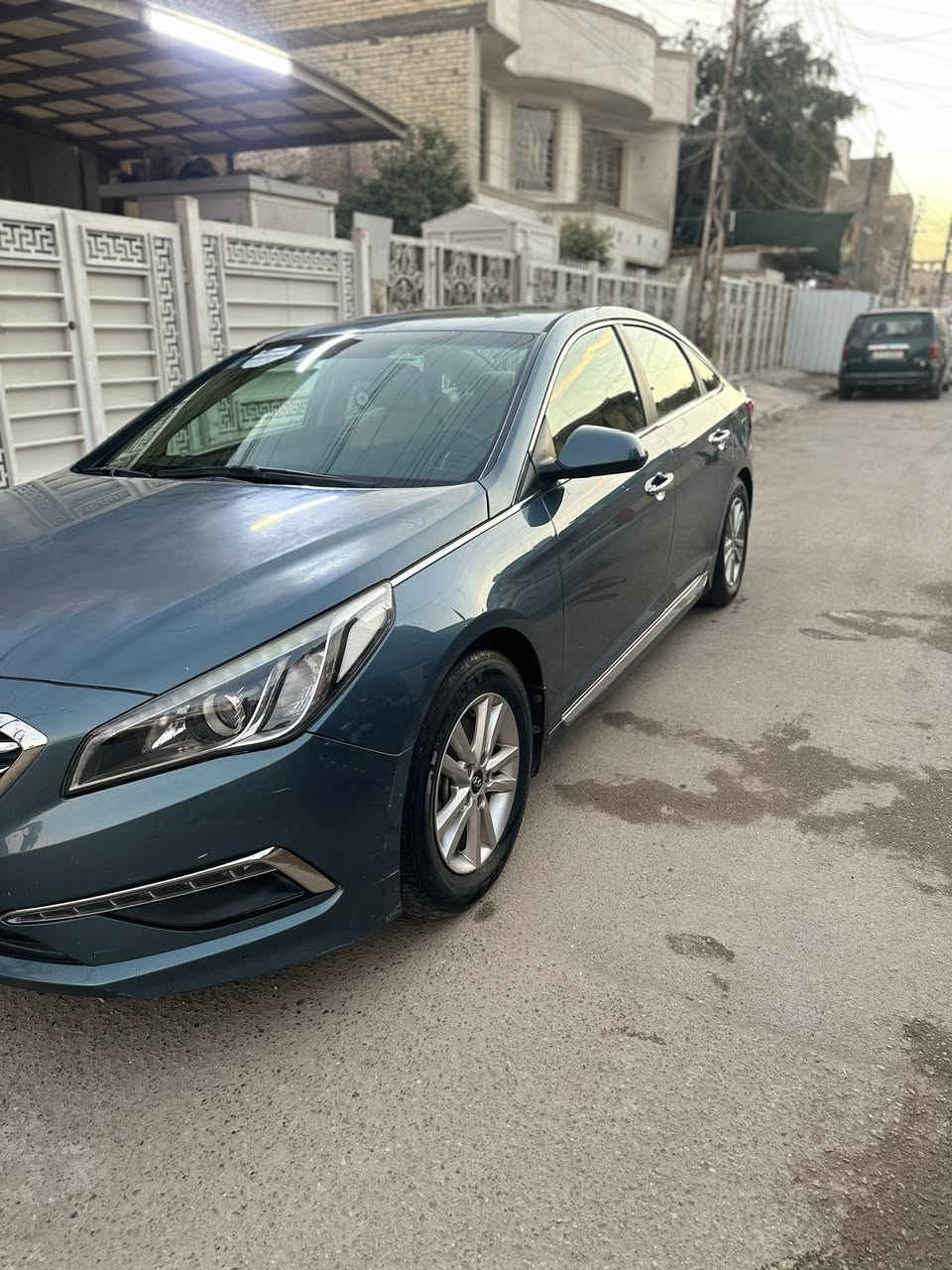 هونداي سوناتا 2016 وارد امريكي. حادثه جاملغ عكس سايق  ومعمر نفسه.
مكينه 2400 
ماشيه 45 ميل 
رقم دولي جديد. 
سونيه 2028
السعر 127 $
الرقم ***********
