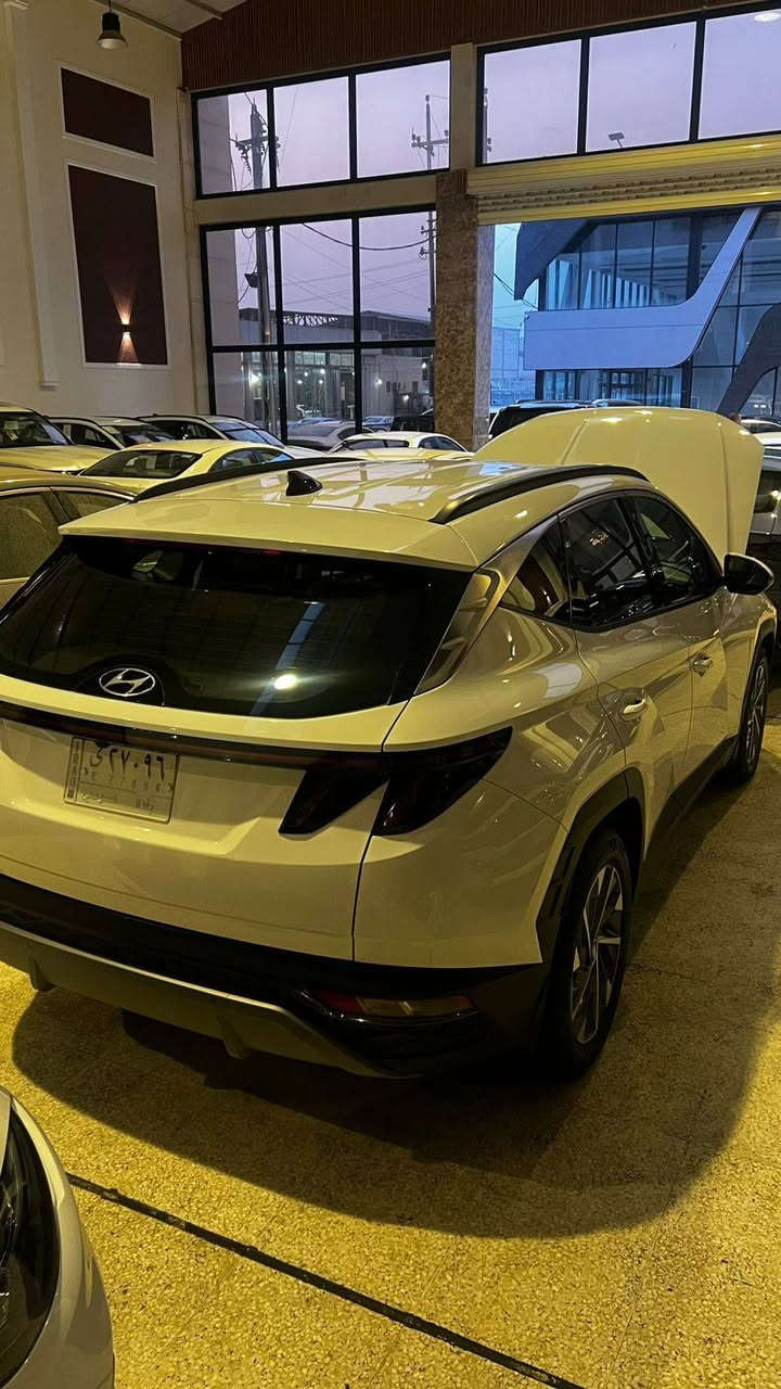 سلام عليكم
توسان مديل 2024خليحي 
ماشيه 67فقط 
بسمي تحويل ثاني يوم 
مكفوله من الصبغ والتبديل 
فقط بارد عله كد اصبعين بل جاملغ امامي من جهت الصدر مكان السياره بغداد 
السعر 207بيهه مجال شي بسيط 
مكان السياره بغداد رصافه 
الرقم \***********
