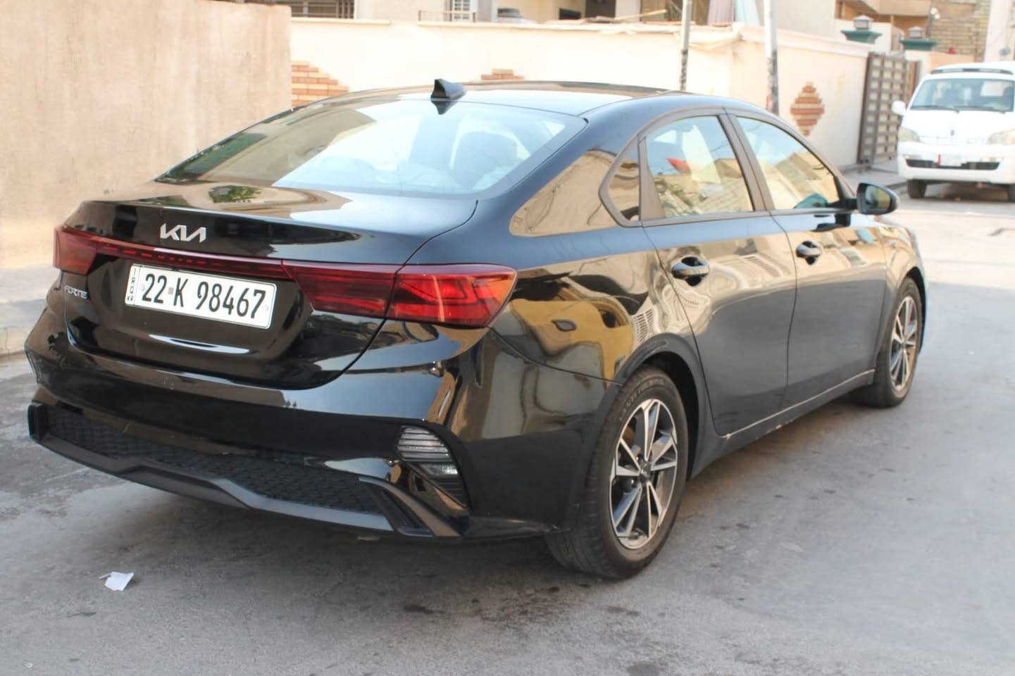 السلام عليكم فورتي ٢٠٢٢ محرك ٢٠٠٠ دووش ماشيه ٤٨ الف ميل رقم اربيل حجر بيئه بلادي
حادث جاملغ بارد . دوسه بالعراق صبغ . كم نقطه حالوب  سياره لبيل واحد بدون صبغ
المواصفات شاشه كامره. تحكم استرين . انظمه سرعه الايت زنون .ويل كب السعرخاص البيع او مرواس
***********
....*********** بغداد, العراق
