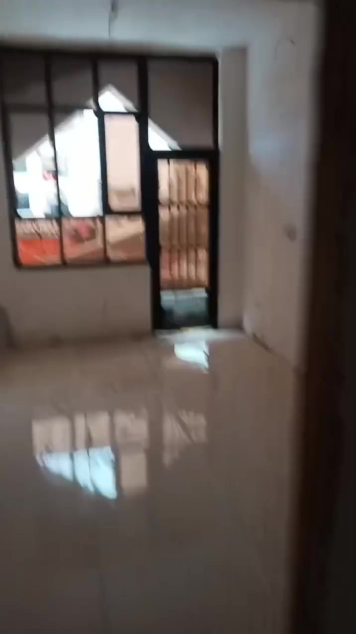 شقه ايجار غرفه نوم وصاله ومطبخ خدمات الموقع الدوره شارع60 ايجار350 سكن طلاب أو. عمال
***********

