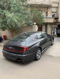 سوناتا 2023 ماشيه 56 مواصفاتها بصمه تشغيل عن بعد كشن كهرباء شاشه جبيره...