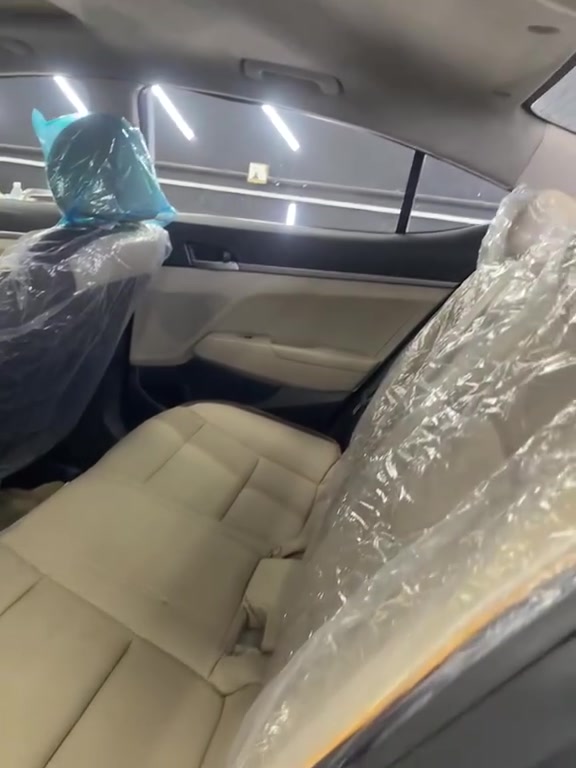 النترا ٢٠١٧ وارد خليجي فول موصفات
بصمه
فتحه
تشغيل عن بعد 
ثلاث انظمة قيادة
مري شفط
ويل كب اشاير مري
محرك +كير مكفولات
تبريد جيد جدا
كشنات جلد
السياره بيهه قطعه صبغ وقطعتين بارد
ماشيه ١٥٢ 
صوره السونار موجوده بلمنشور
#السعر ١٢٥ وبيهه مجال
مكان السياره بغداد
***********
***********
