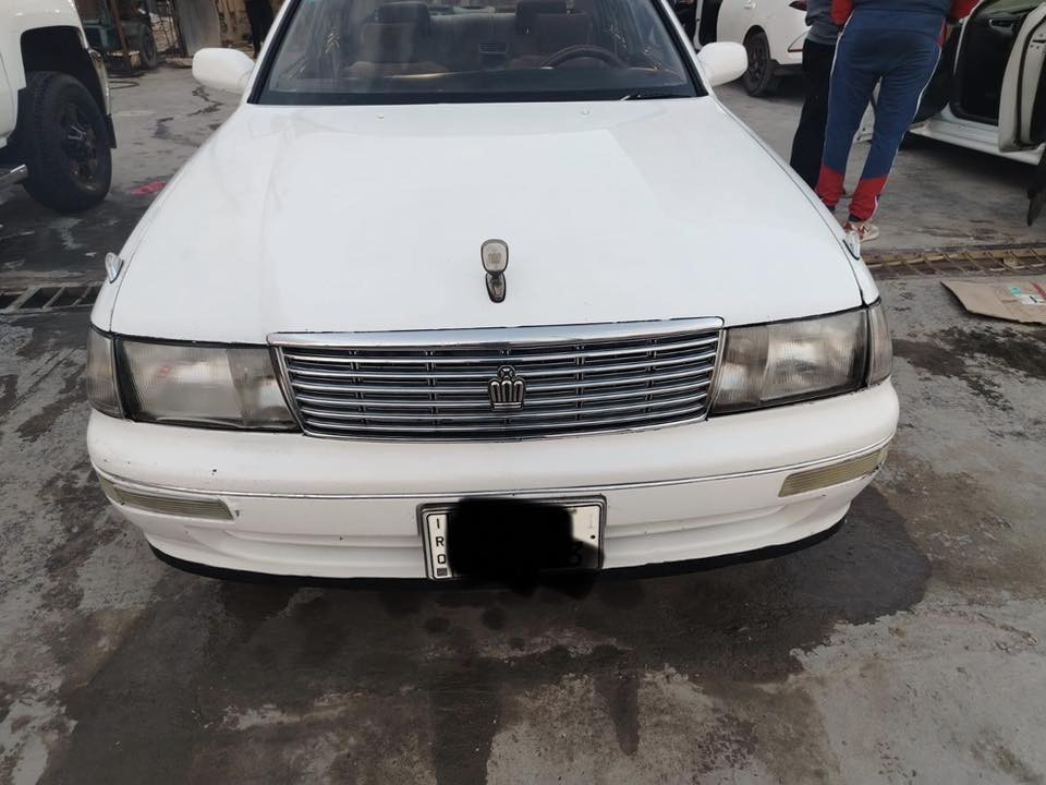 سلام عليكم 
كراون بطه موديل 1992 رقم أنبار إنكليزي باسمي تحويل ثاني يوم مكفوله من الكصه والعبث ونقل الجثه والعيب الشرعي سياره خير من الله السعر 60 وبي مجال  مكاني بغداد للستفسار اتصال ***********بي واتساب
