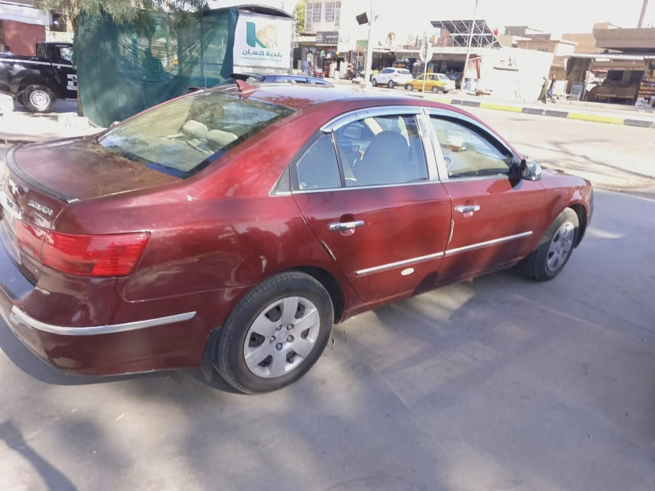 سوناته 2009 الوان احمر
كير مكينه مكفولات 
تخم تاير جديد
تبريد ثلج 
مكينه 2400
خير من الله 
سيارة شرط التحويل
سنويه 2028
العنوان ديالى بعقوبة كنعان قرب مركز الشرطة 
*********** السعر 110 وبيهه مجال

