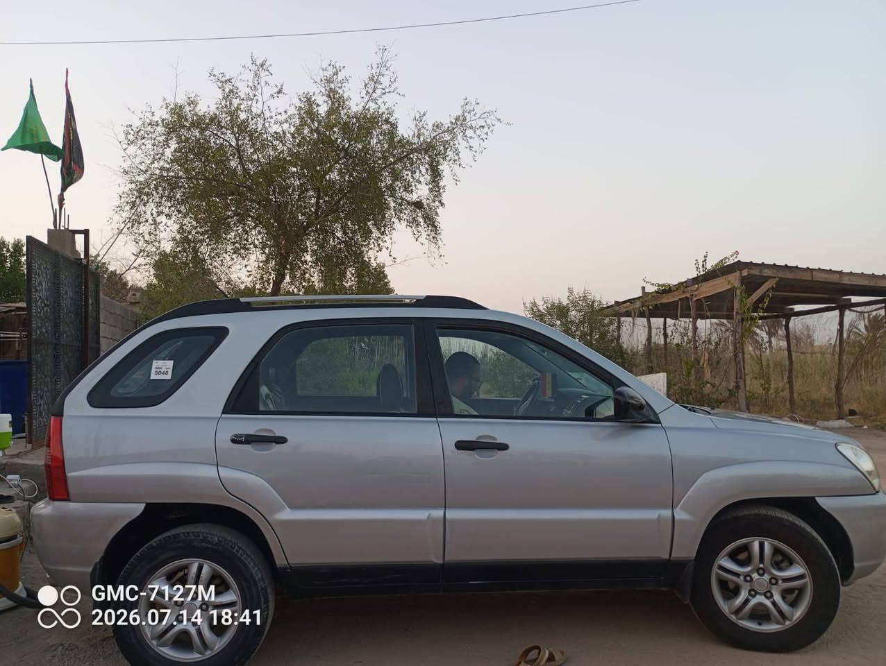 سبورتاج 2008 محرك 2000 مكفوله من الضربه ما عدا البلاستك غير مكفول بيها شخطين بارد موضح بالصور محرك والكير و التبريد في حاله جيده الحمدلله رقم بصره باسمي تحويل مباشر مكان السيارة البصرة ابي الخصيب السعر 118 ورقه وبيها مجال للاستفسار الاتصال على رقم الهاتف ***********
