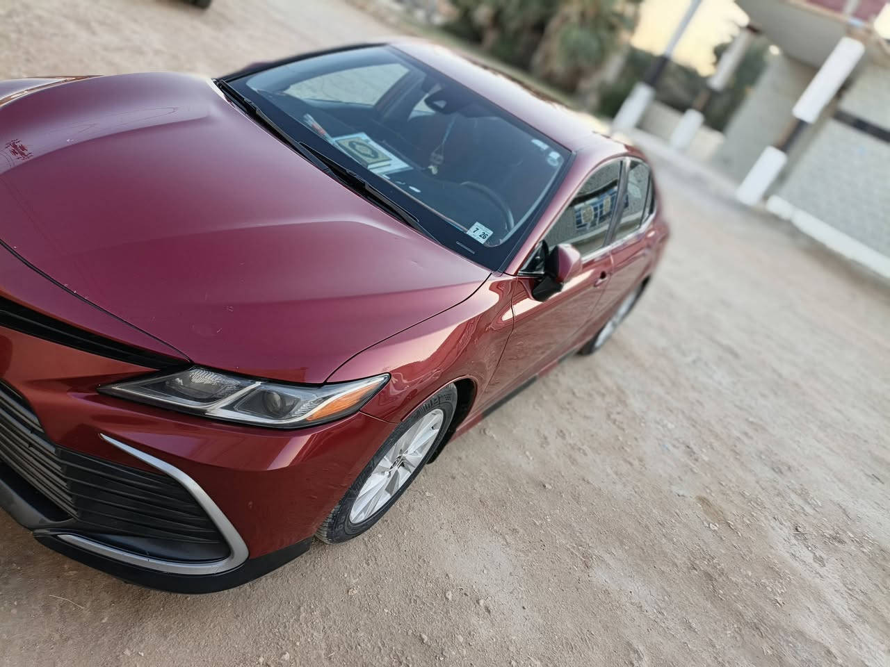 عليكم سياره كامري موديل 2021سيار كلش جديده رقم قادسيه معوقين باقي عليهة شهرين وتنفك حادث جاملغ جهت سائق بدون داخل سعر 175وبيها مجال وارد مريكي ‏‪***********‬‏ سيارت بيت الله شاهد كلش جديده وبيها بل باب الخير طخه بصيطه ع بارد مكان ديوانيه.
