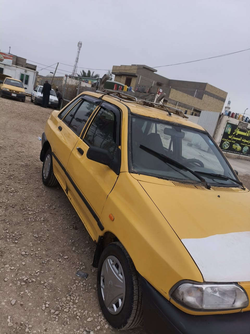 سلام عليكم سايبه للبيع موديل 2012 رقم بصره دولي

 باقي بس ستلام لوحات سنويه ل 28 شرط تحويل سياره

 كفاله عامه من ضربه وتبديل كير ومحرك شرط سياره

 نضيفه وحلوه السعر 25 وبيها مجال لشراي الاستفسار اتصل ***********
