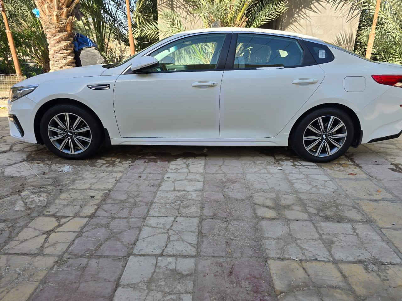 كيا اوبتما ٢٠١٩ خليجي لون ابيض رقم بغداد بأسمي مشروع وطني محرك ٢٤٠٠ دوش تحكمات استيرن مراية شفط حساسات خلفية وامامية جاهزه گير ومكينة وحدادية تبريد وتدفئة بيها رش صبغ بالجاملغ الخلفي والباقي كفالة
***********
ناصرية مركز
