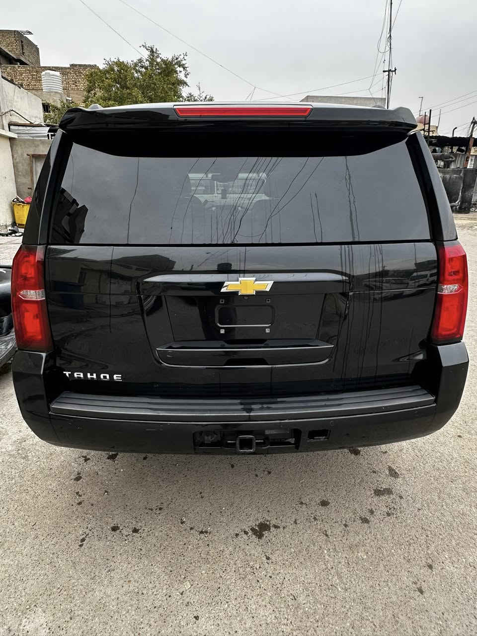 السلام عليكم ورحمة الله وبركاته تاهو  ادوات دخول سياحة ومخرجة
تاهو ادوات موديل 2017 دخول سياحة ومخرجة
السياره دخول جديد مكفوله من العشاير ول انتربول اني كاصها من المزاد بمريكا كلين 
 
الموصفات / LT فول عده البصمه والفتحة 
 السياره جديده ب معنه الكلمه  
داخل الغرفة VIP سياحي منفصل 
داخل جلد اسود
كراسي كهرباء 
شاشه كبيره وقاصة
ويل حجم 20
كرسي هزاز ومانع تصادم توقف ذاتي 
قيادة ذاتية
لايتات وبلوجكترات زنون جديد 
مكان السياره بغداد مدينه الصدر 
السعر 185 بيها مجال
رقم الموبايل
***********
***********
للبيع فقط
