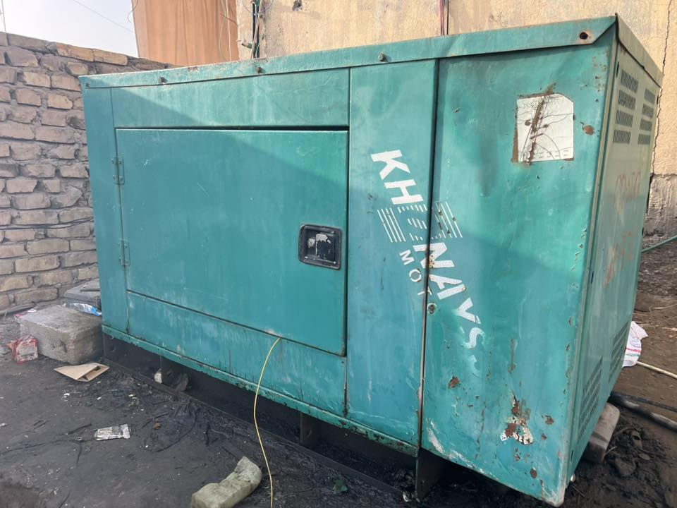 مولده بيركنز للبيع 13 KV  أربعين أمبير
راس التوليد ستامفورد برج بريطاني 
تصرف بالساعه لتر السعر ٢٧ ورقه
للاستفسار 
***********
