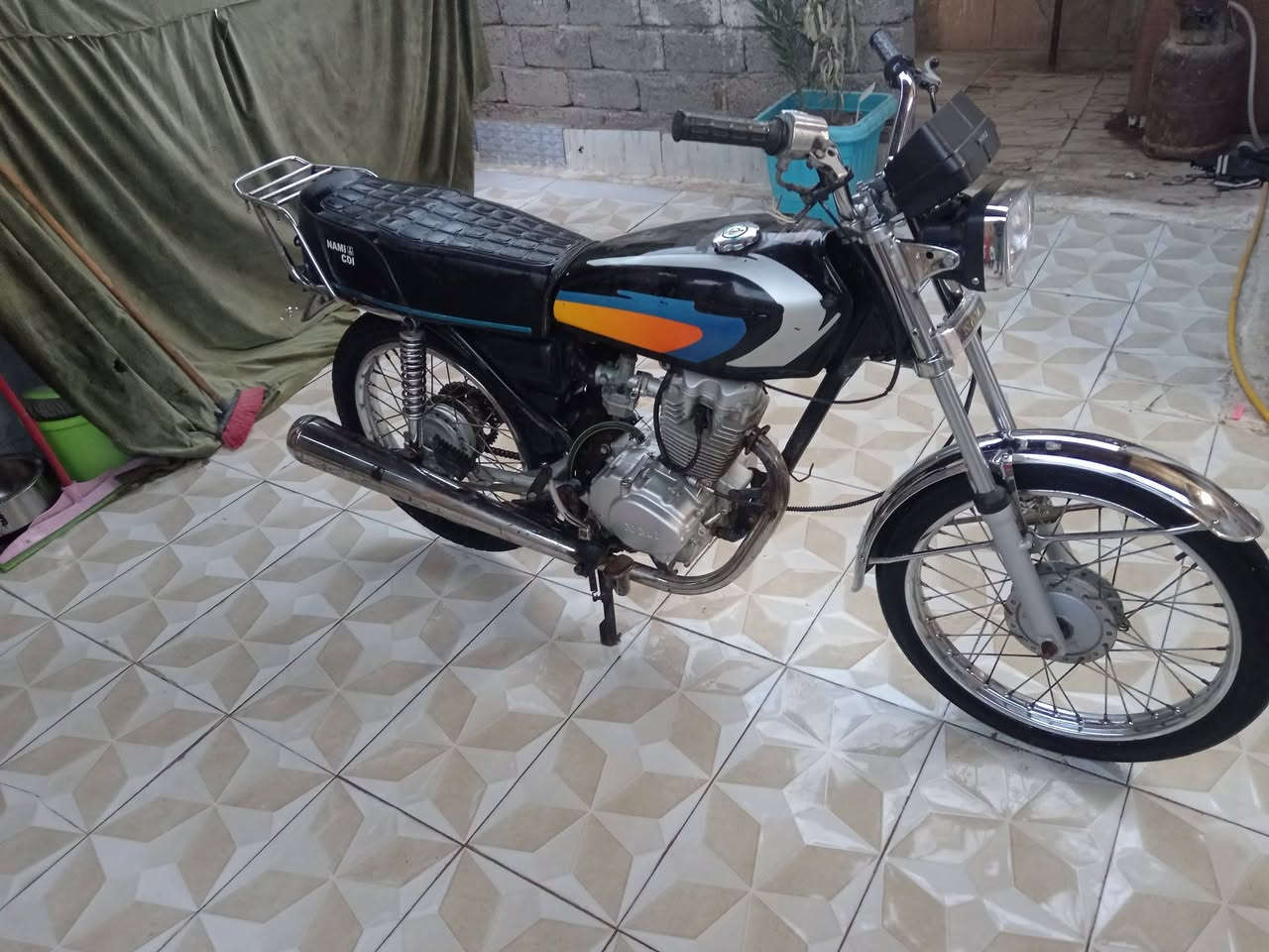 دراجه إيراني نامه اصلي  شاصي امتياز للبيع بدون اوراق الشراي يتصل مكاني الشيشان *********** السعر ٤٥٠ قفل
