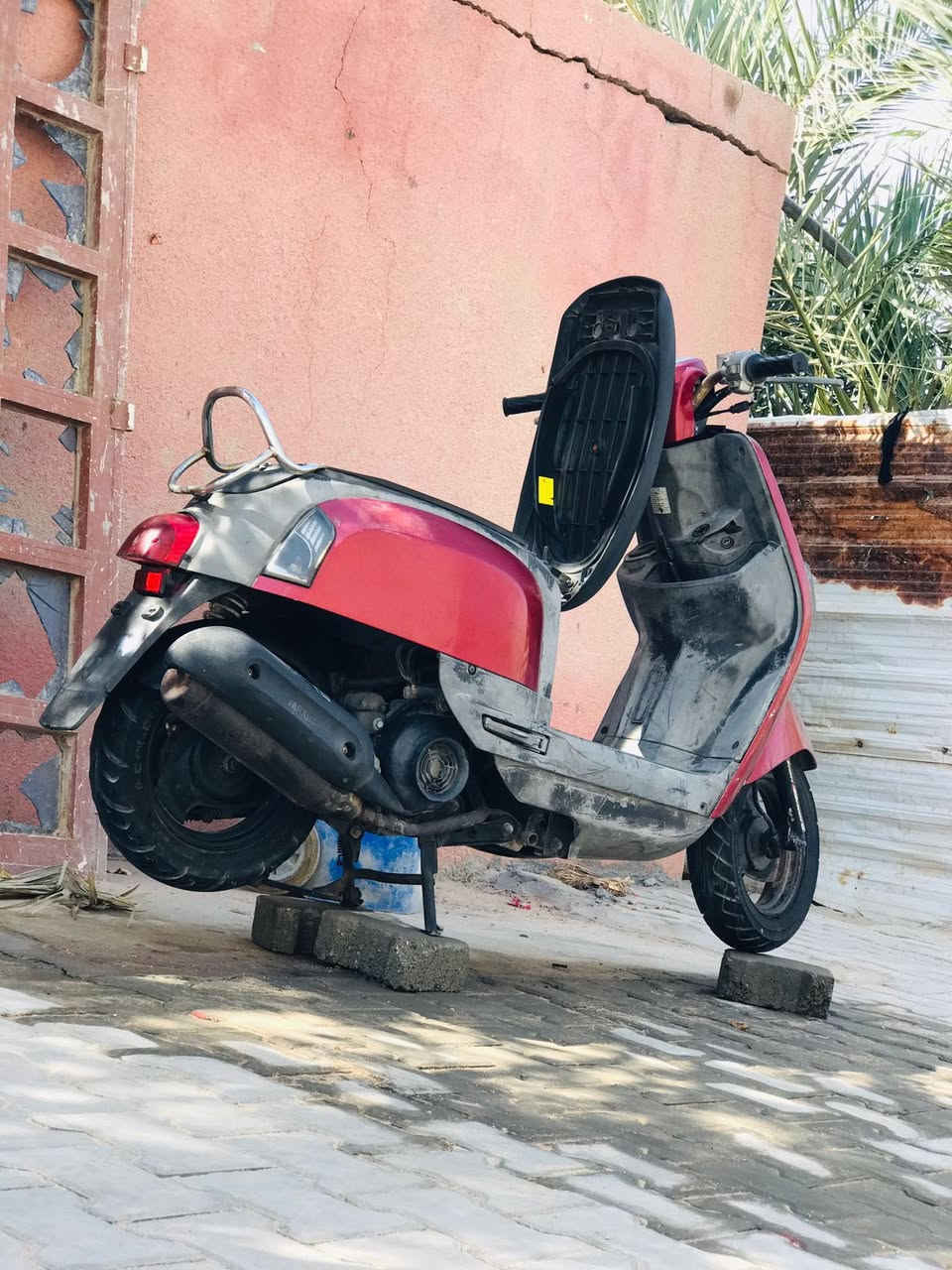 سلام عليكم دراجه بوليس للبيع نعومه ونهضه (مامفتوحه) كلشي ع البلاد ماعده الكفرات تجاري سعر
850 وبيها مجال قليل مكاني قرنه ***********
