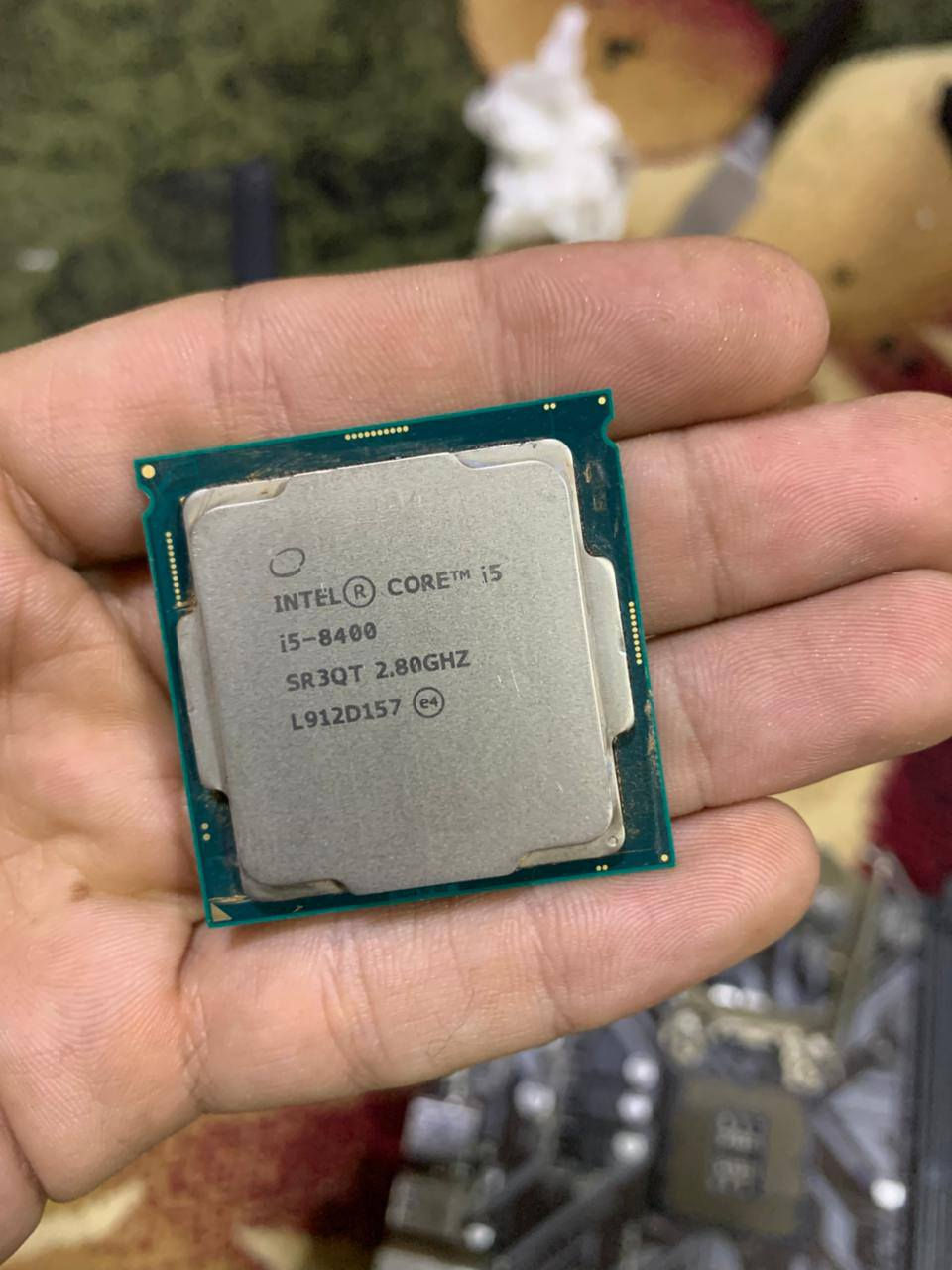 معالج i5 8400 انطونه بيه سعر 
بيه كرت شاشه مدمج


**إذا كنت صاحب هذا الإعلان وتريد حذفه لأي سبب، رجاءا أرسل رسالة إلى الدعم الفني**