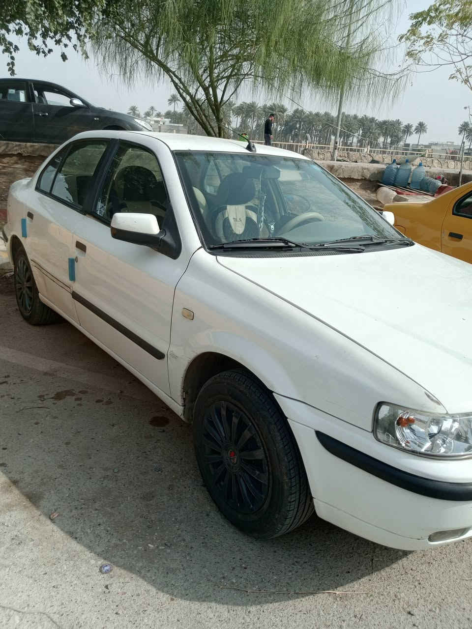 سمند  لبيع موديل 2013رقم ديالى سنوية لحد 29 تحولي مباشرالسعر 44وبيهة مجال مكان سيارة ديالى  بعقوبة  رقم *********** ملاحضة السيارة كير مكينة بلادي مكفولات ول كشر كدامك
