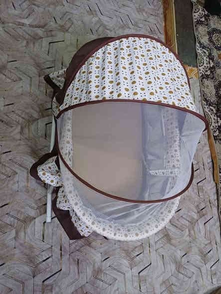 السلام عليكم... غراض طفل كلش نظيفات استخدام قليل السعر 50 شلع وهذا رقمي *********** كركوك
