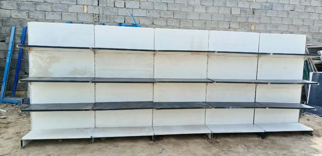 عارضات للبيع شرط يكون التركي الأصلي النظافه 90 ٪شرط  جاهز ونضيفه بابين وباب واحد متوفر رفوف ماداخله تصليح اخو جديد ***********
