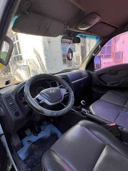 للبيع بورتر 2016 ادوات دخول جديد طگ كارتون      
گير عادي مكفول من كل عيب وجاهزه ماتصرف عليها الف 
سعر 59 وبيها مجال
***********
