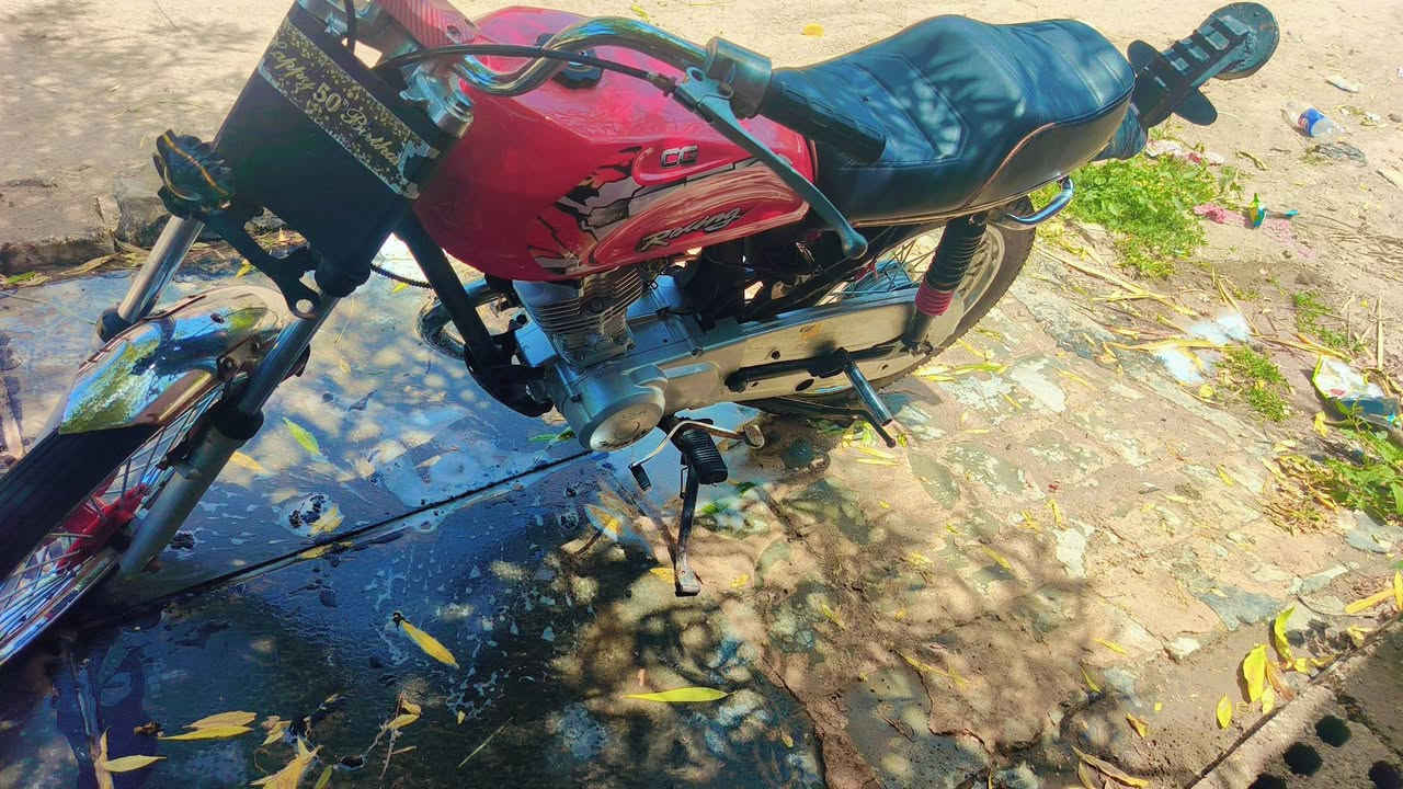 دراجه للبيع اوراق  تفاصيل خاص موجود


**إذا كنت صاحب هذا الإعلان وتريد حذفه لأي سبب، رجاءا أرسل رسالة إلى الدعم الفني**