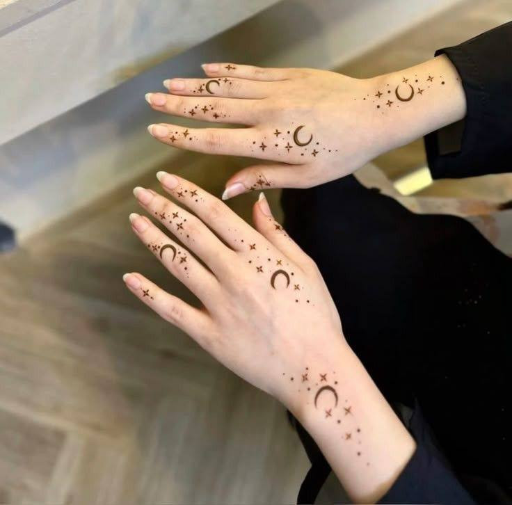 حنة او وشم مؤقت حسب الطلب 
 الحجز ع الواتس اب
 الموقع الگريعات الكويتي


**إذا كنت صاحب هذا الإعلان وتريد حذفه لأي سبب، رجاءا أرسل رسالة إلى الدعم الفني**