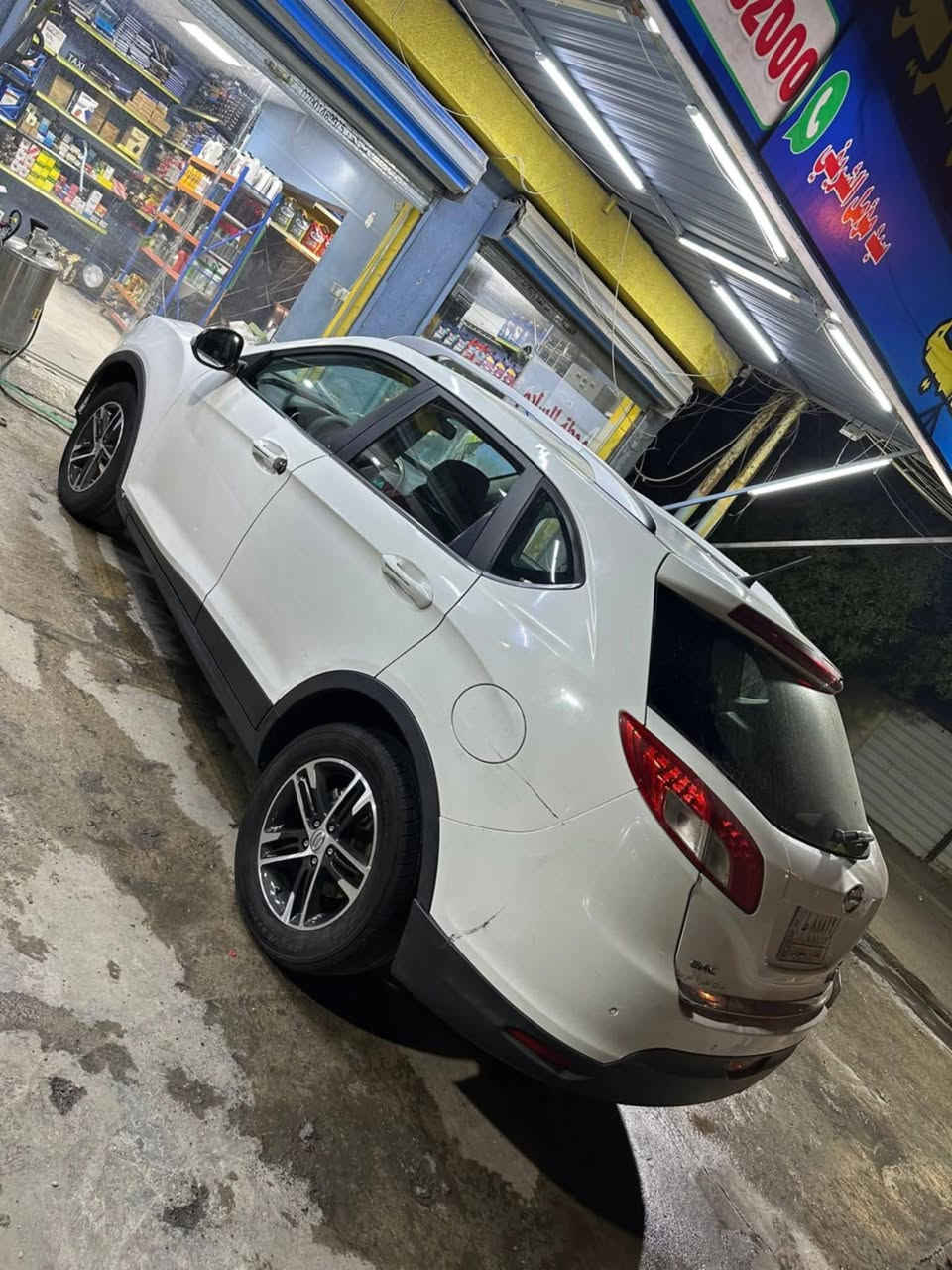 سلام وعليكم سياره للبيع او مراوس حسب لقناعه موديل 16 رقم بغداد ستفسار خاص او تصال ***********
