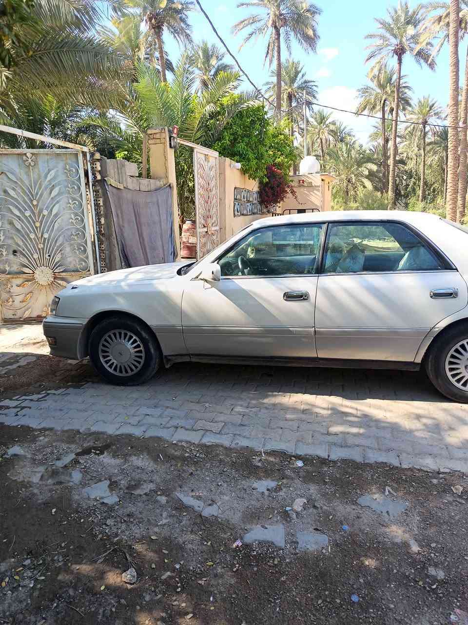 السلام عليكم ورحمة الله وبركاته سياره راس الثور رقم انبار مداور ثاني يوم سياره بيه كفر جاملغ خلفي السعر 85 وبيه مجال للشراي ***********
