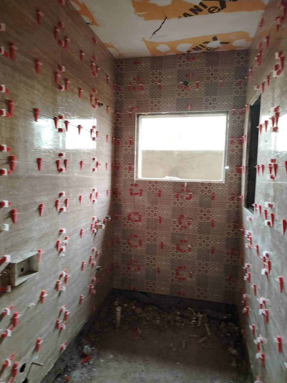 تطبيق وتركيب السيراميك الجداري والأرضيات بدقة واحترافية عالية.
مهارة ممتازة في تغليف الدرج بالسيراميك أو البورسلين.
​تحضير الأسطح وقياس وتحديد الزوايا لضمان استواء العمل (الميزان والوزنية).
​القدرة على العمل وفقاً للمواصفات وأصول الصنعة.
​📍 موقع العمل:
​البياع - شارع 20، بغداد.
​📞 طريقة التقديم:
​للجادين وأصحاب الخبرة، يرجى التواصل مباشرة (اتصال/واتساب) لتحديد موعد للمعاينة والاتفاق على الأجر:
​رقم الهاتف: ***********..
