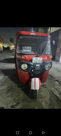 ألسلام عليكم تكتك للبيع مديل 2018 شهر 12 رقم وسنويه بغداد انكليزي تكتك...