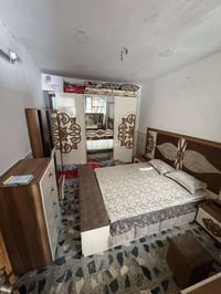 غرفه تركي وزنها ثقيل ١١قطعة للبيع ومستعجل على بيتها اريد اشيل شراي يدل...