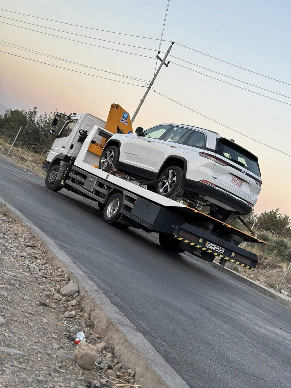 يوجد لدينا نقل سيارات بدون اي خدش بطريقه حديثه ونقل داخل محافظه وخارج جميع العراق بادارة ؛ محمد ***********
